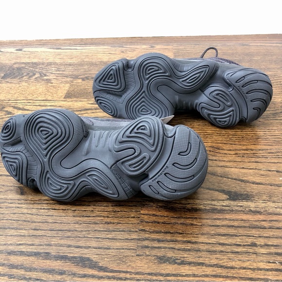 ๐ Yeezy 500 Granite - Picture 4 of 9